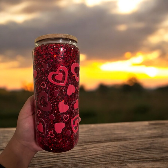 Heart Snowglobe Tumbler 20 oz Handcrafted ❤️ - Picture 1 of 2